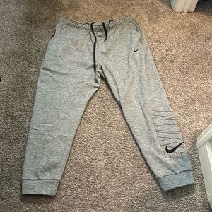 Nike fleece thermal fit